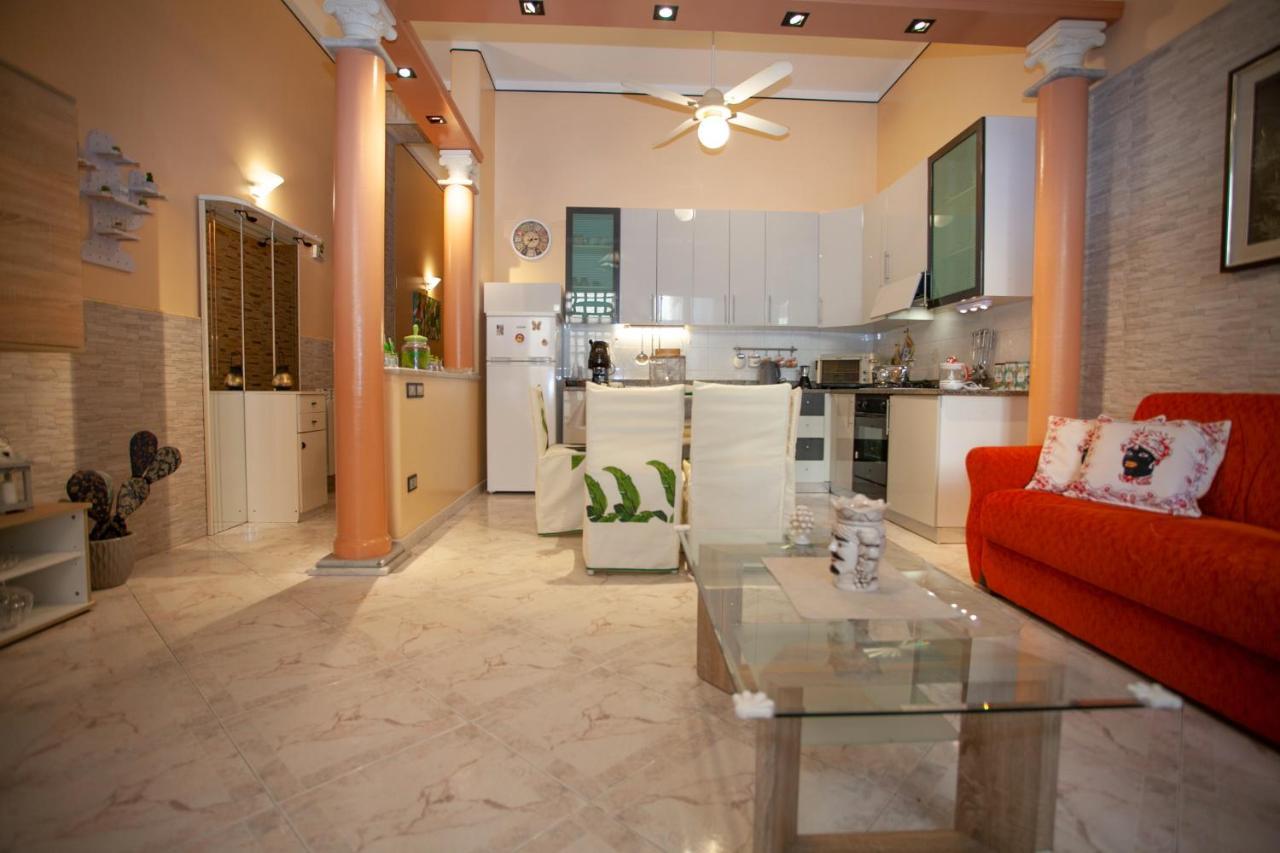 Appartement Casa Rosamaria à Giardini-Naxos Extérieur photo