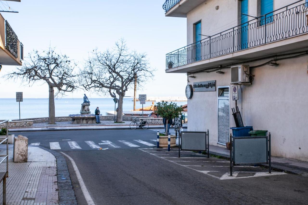 Appartement Casa Rosamaria à Giardini-Naxos Extérieur photo