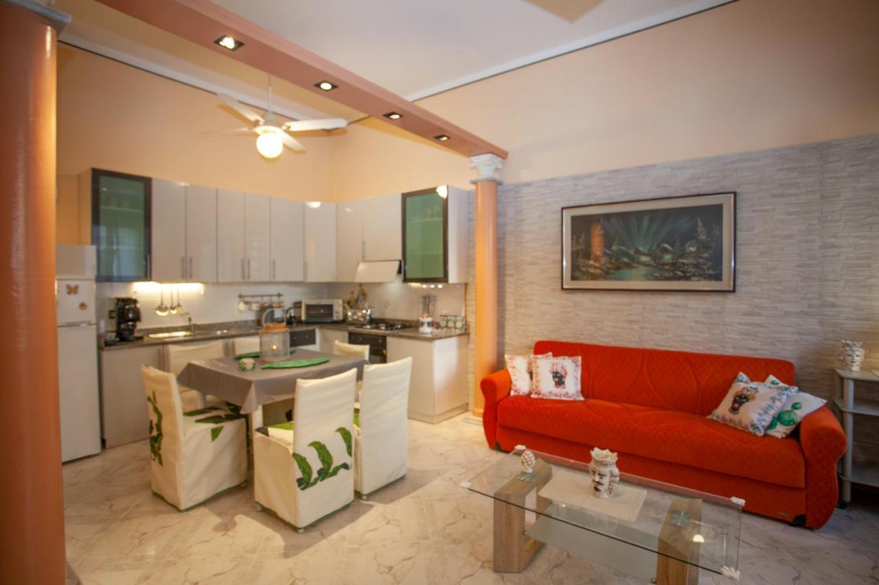 Appartement Casa Rosamaria à Giardini-Naxos Extérieur photo