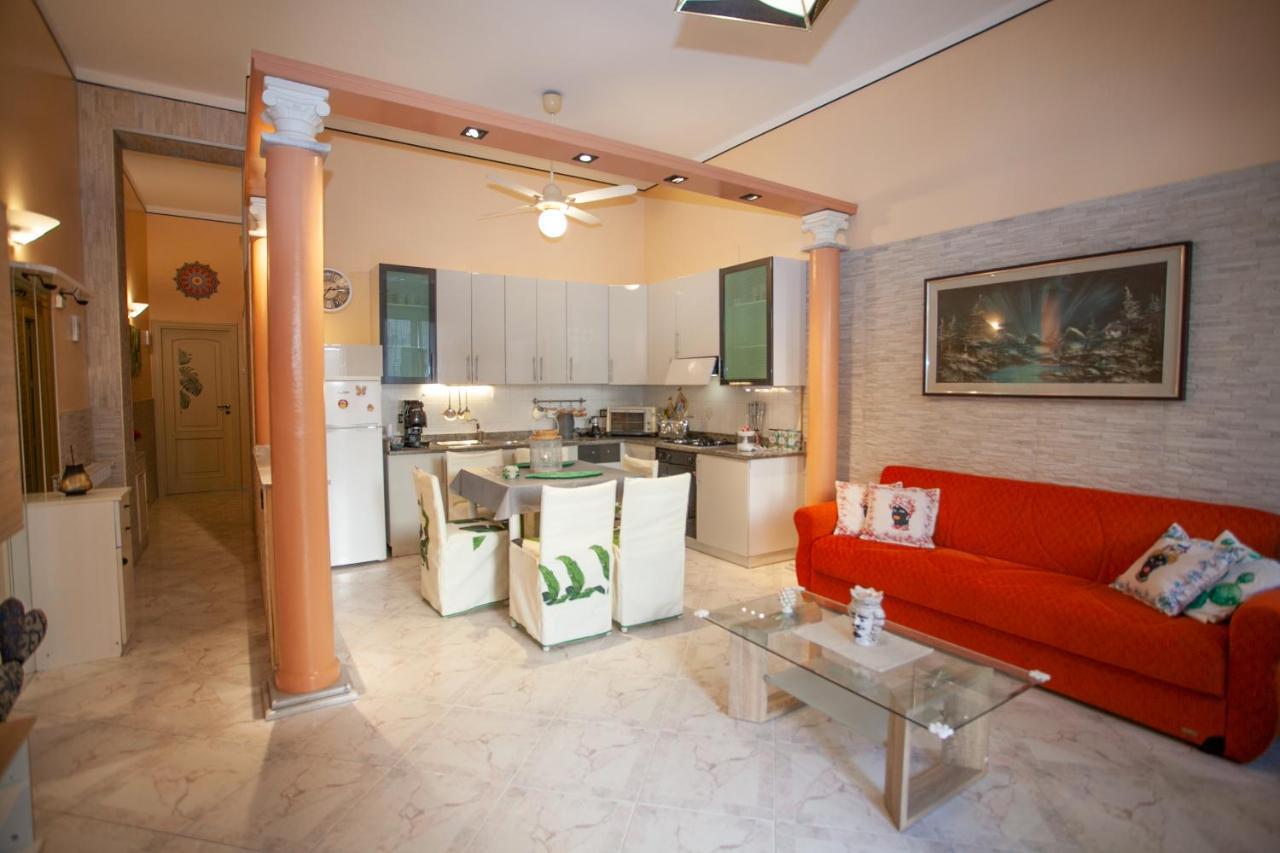 Appartement Casa Rosamaria à Giardini-Naxos Extérieur photo